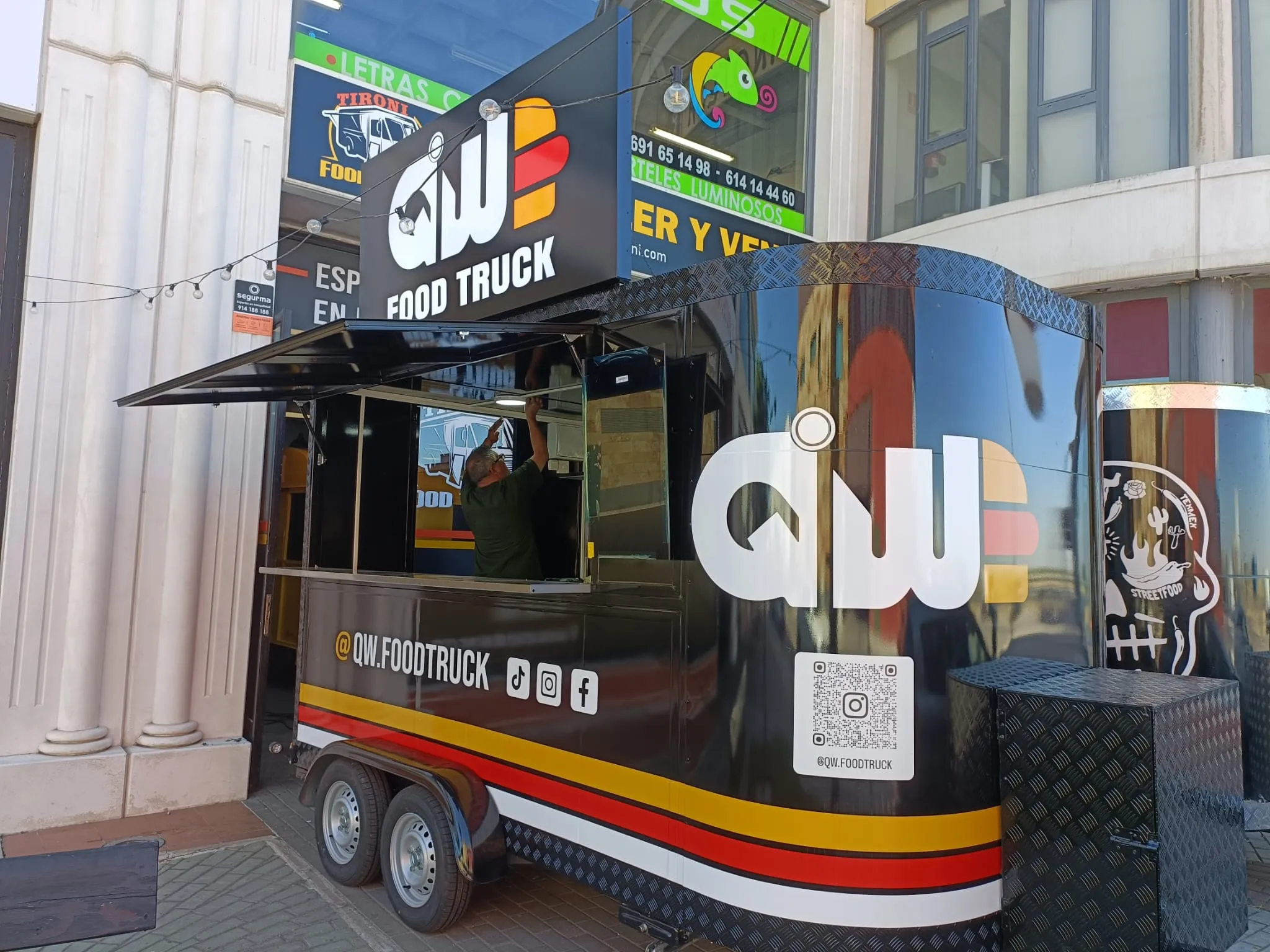 Food Truck QW